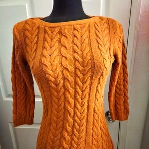 Women's braided crew neck sweater